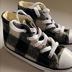 CONVERSE US Toddler Size 9